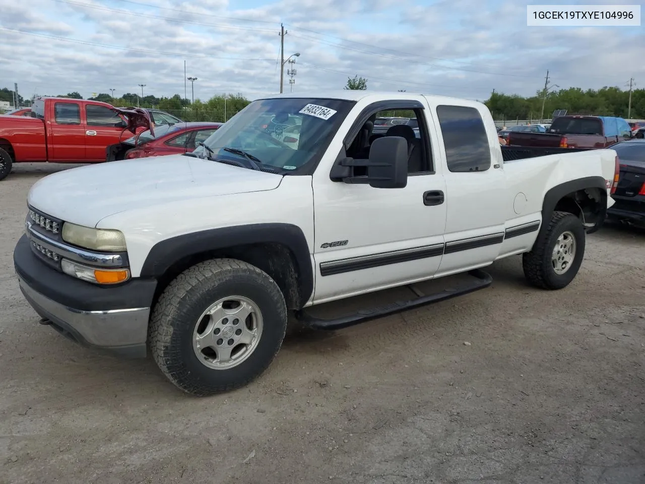 2000 Chevrolet Silverado K1500 VIN: 1GCEK19TXYE104996 Lot: 64832164