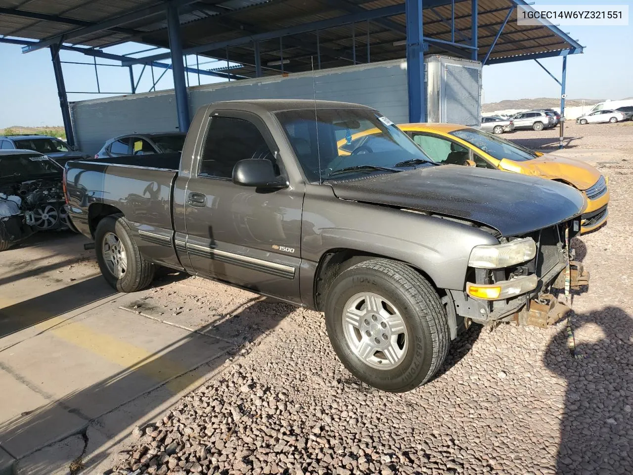 2000 Chevrolet Silverado C1500 VIN: 1GCEC14W6YZ321551 Lot: 65517944