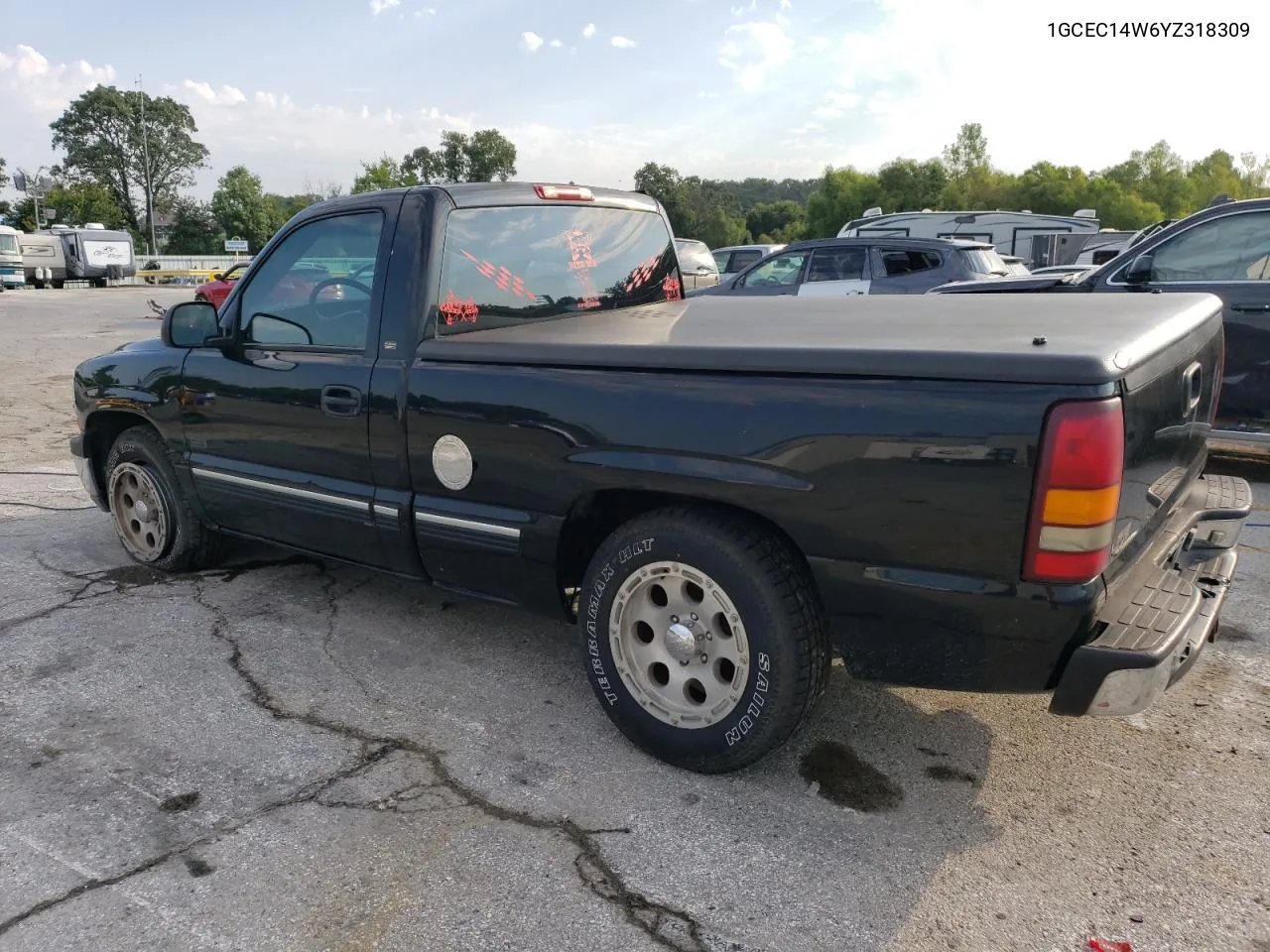 2000 Chevrolet Silverado C1500 VIN: 1GCEC14W6YZ318309 Lot: 67326114