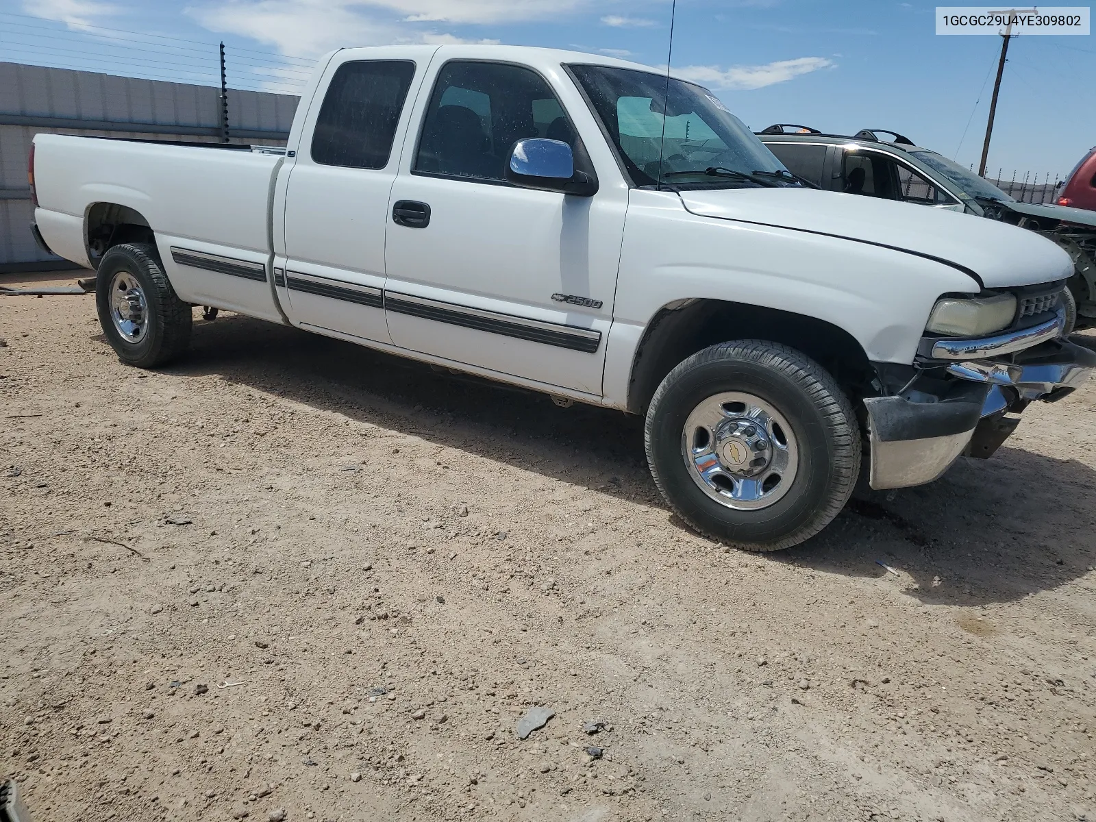 1GCGC29U4YE309802 2000 Chevrolet Silverado C2500