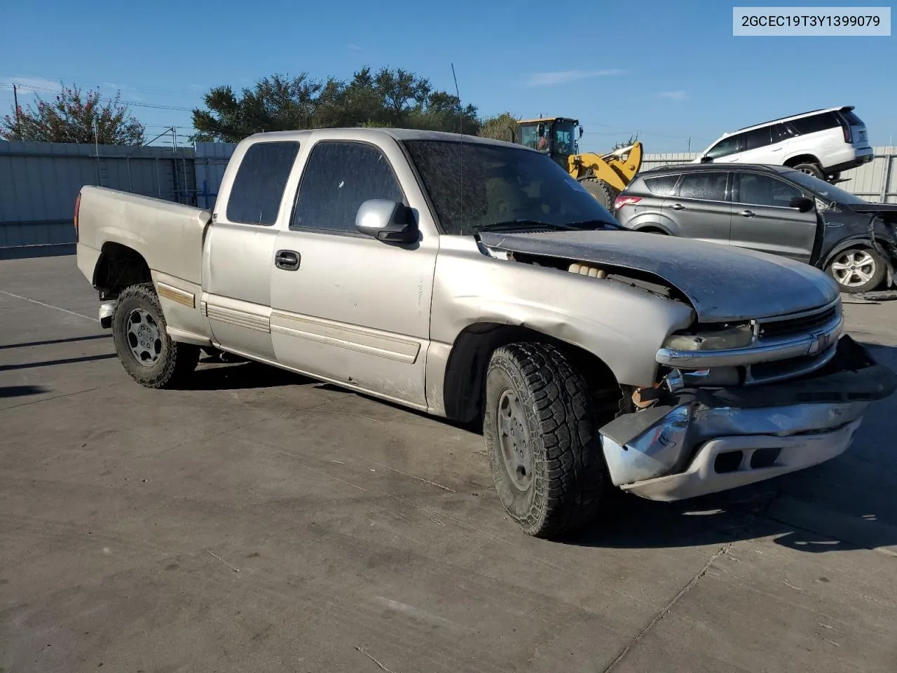 2000 Chevrolet Silverado C1500 VIN: 2GCEC19T3Y1399079 Lot: 67592694