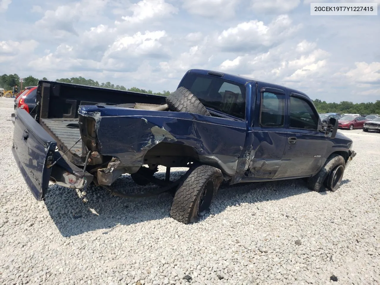 2000 Chevrolet Silverado K1500 VIN: 2GCEK19T7Y1227415 Lot: 67713644