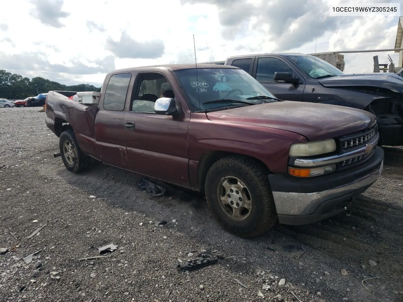 2000 Chevrolet Silverado C1500 VIN: 1GCEC19W6YZ305245 Lot: 68050304