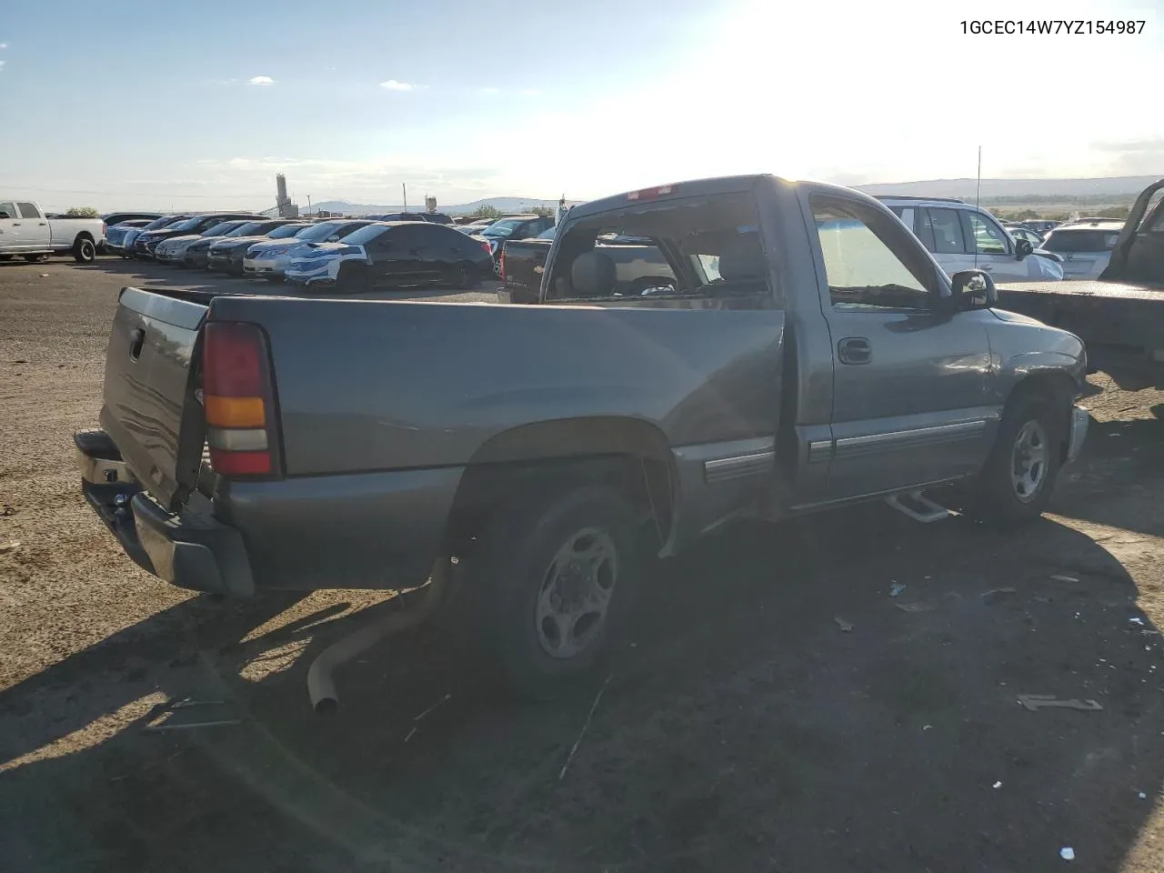 2000 Chevrolet Silverado C1500 VIN: 1GCEC14W7YZ154987 Lot: 69068794