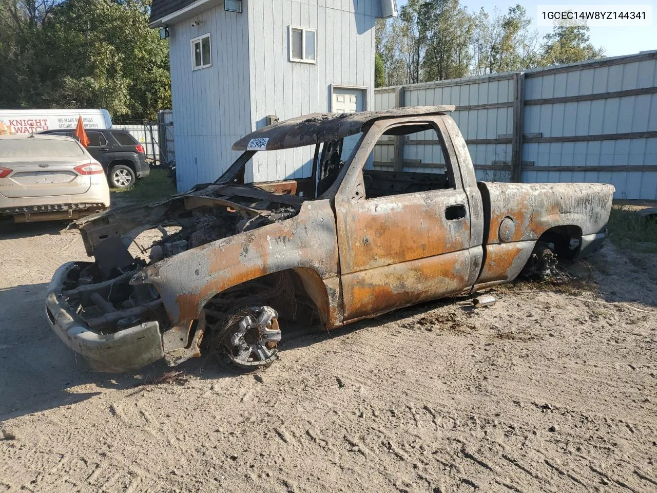 2000 Chevrolet Silverado C1500 VIN: 1GCEC14W8YZ144341 Lot: 69194604