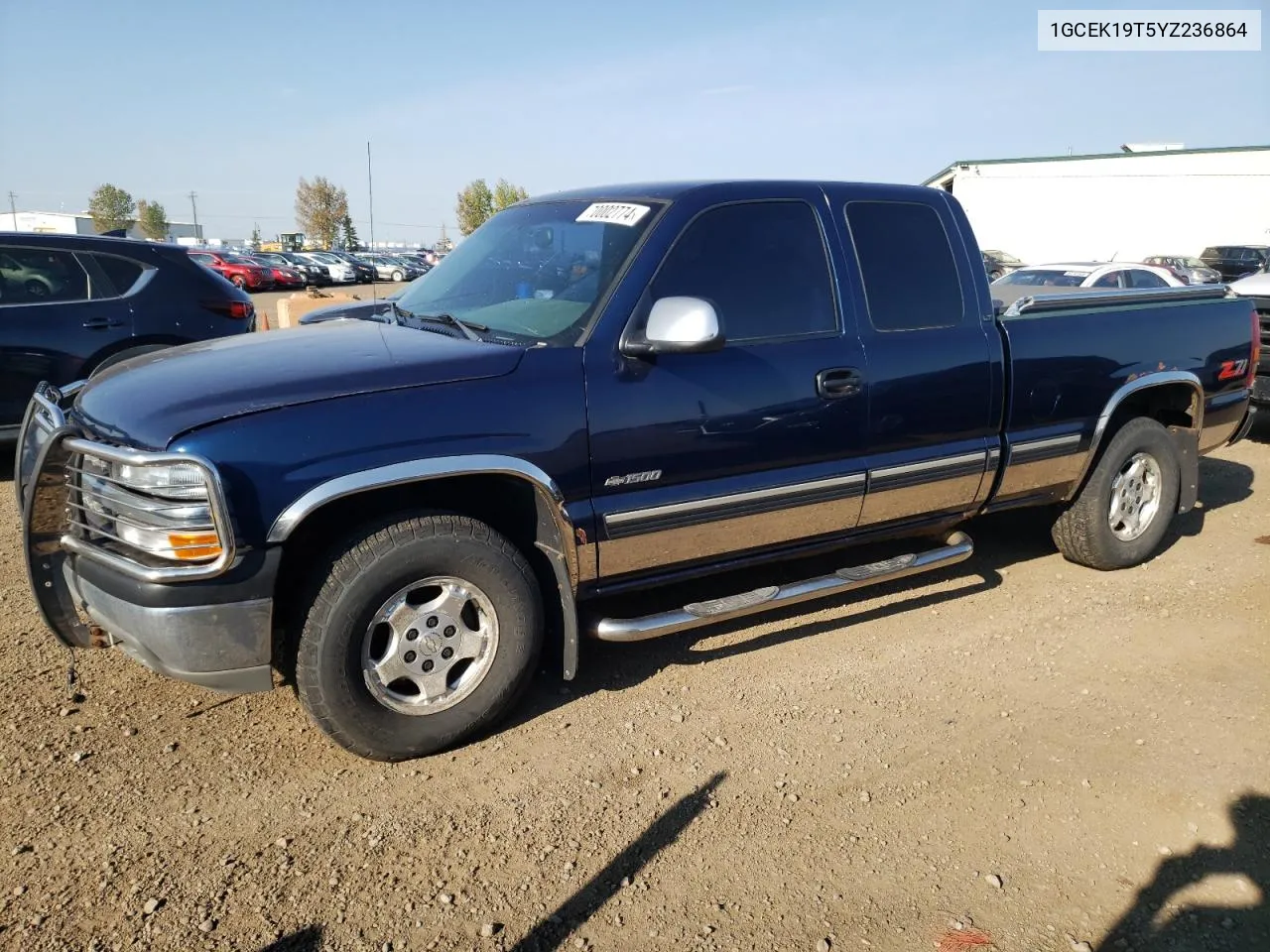 2000 Chevrolet Silverado K1500 VIN: 1GCEK19T5YZ236864 Lot: 70002774