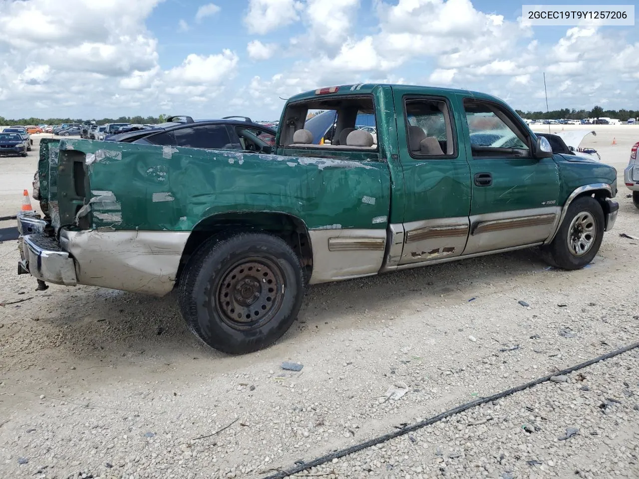 2000 Chevrolet Silverado C1500 VIN: 2GCEC19T9Y1257206 Lot: 70204724