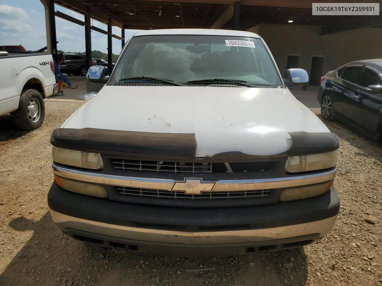 2000 Chevrolet Silverado K1500 VIN: 1GCEK19T6YZ359931 Lot: 70433884