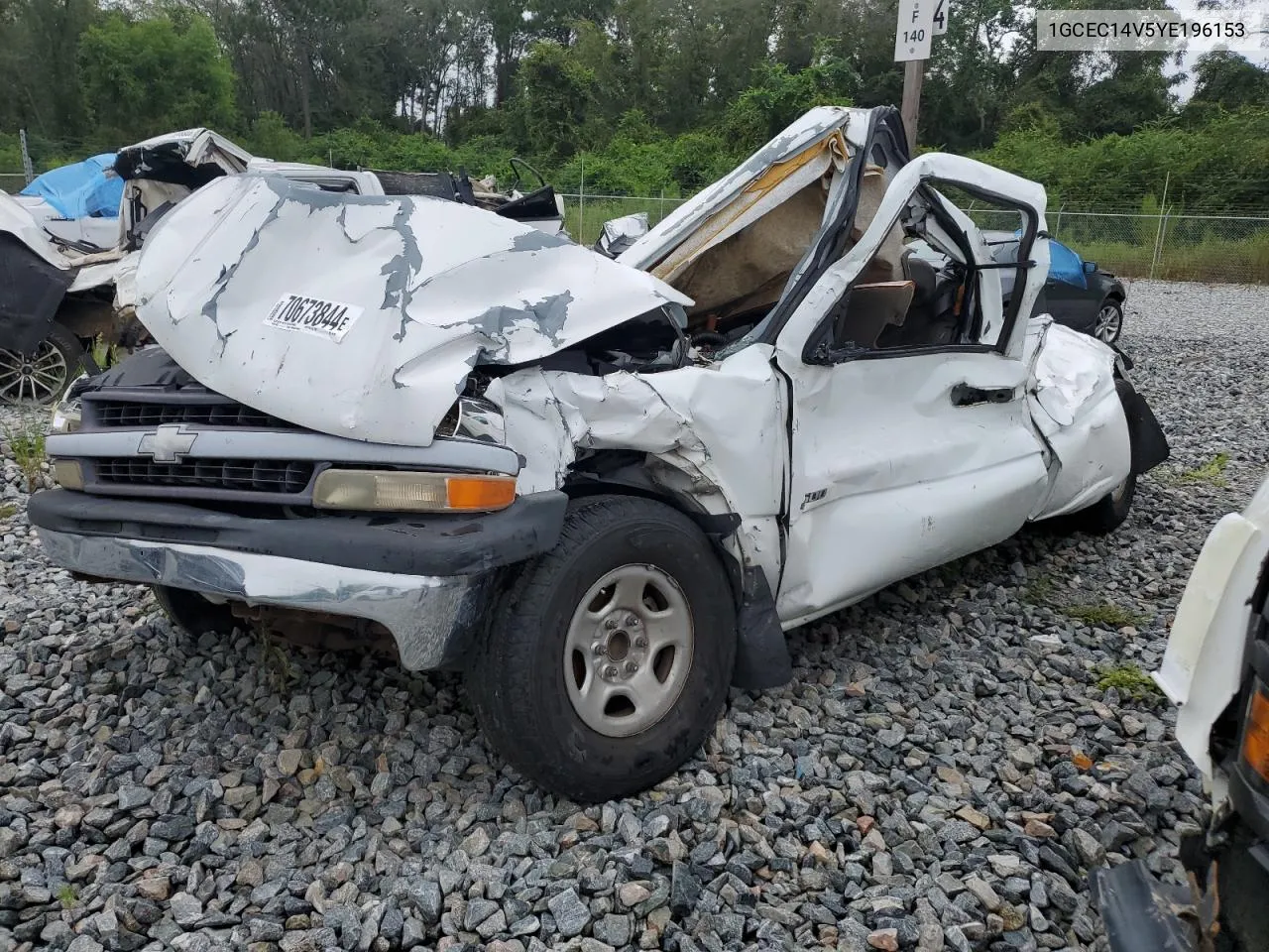 2000 Chevrolet Silverado C1500 VIN: 1GCEC14V5YE196153 Lot: 70673844