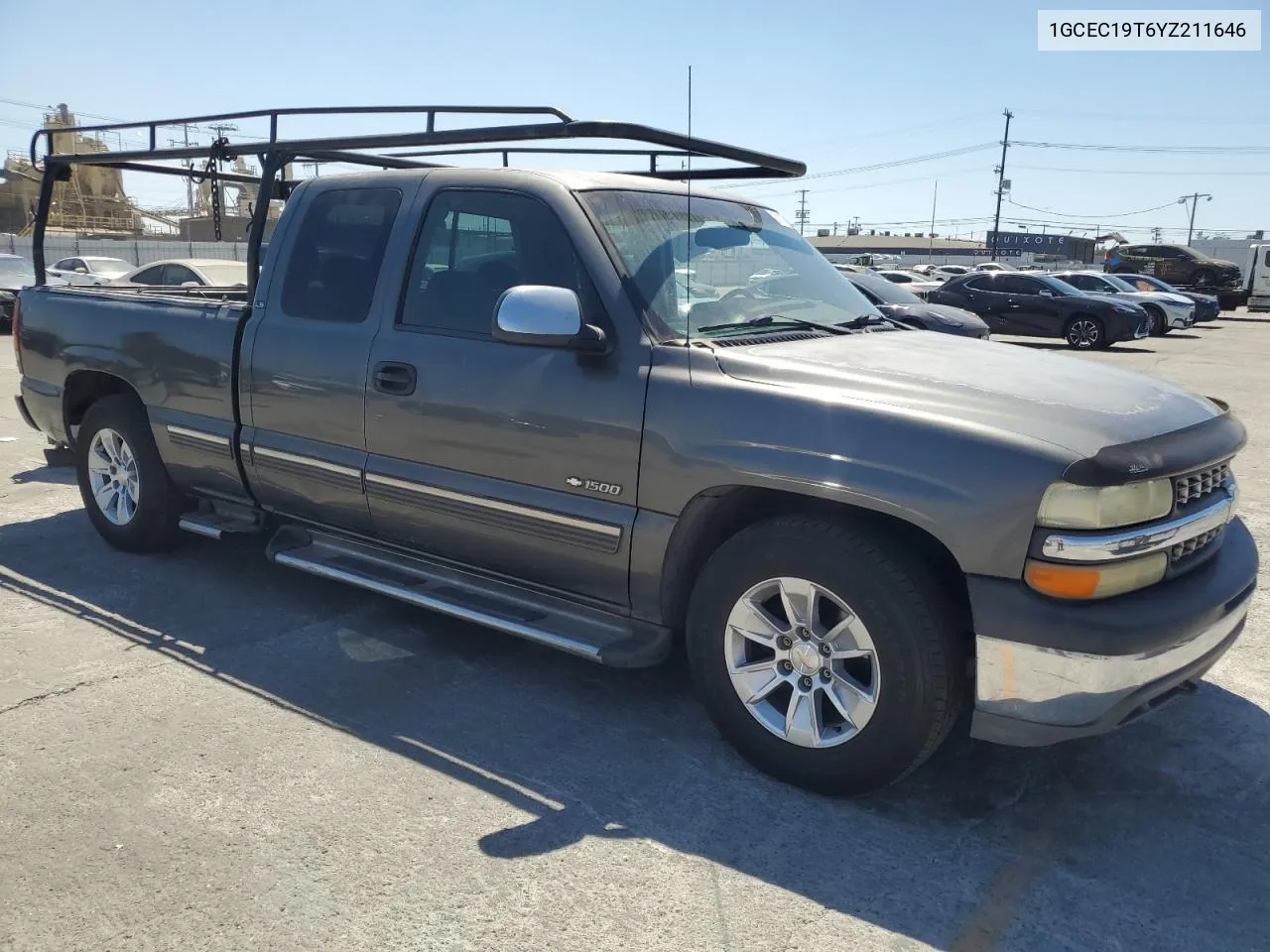 2000 Chevrolet Silverado C1500 VIN: 1GCEC19T6YZ211646 Lot: 71111164