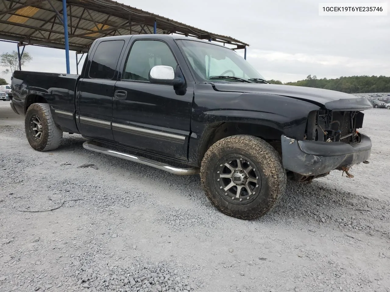 2000 Chevrolet Silverado K1500 VIN: 1GCEK19T6YE235746 Lot: 72142934