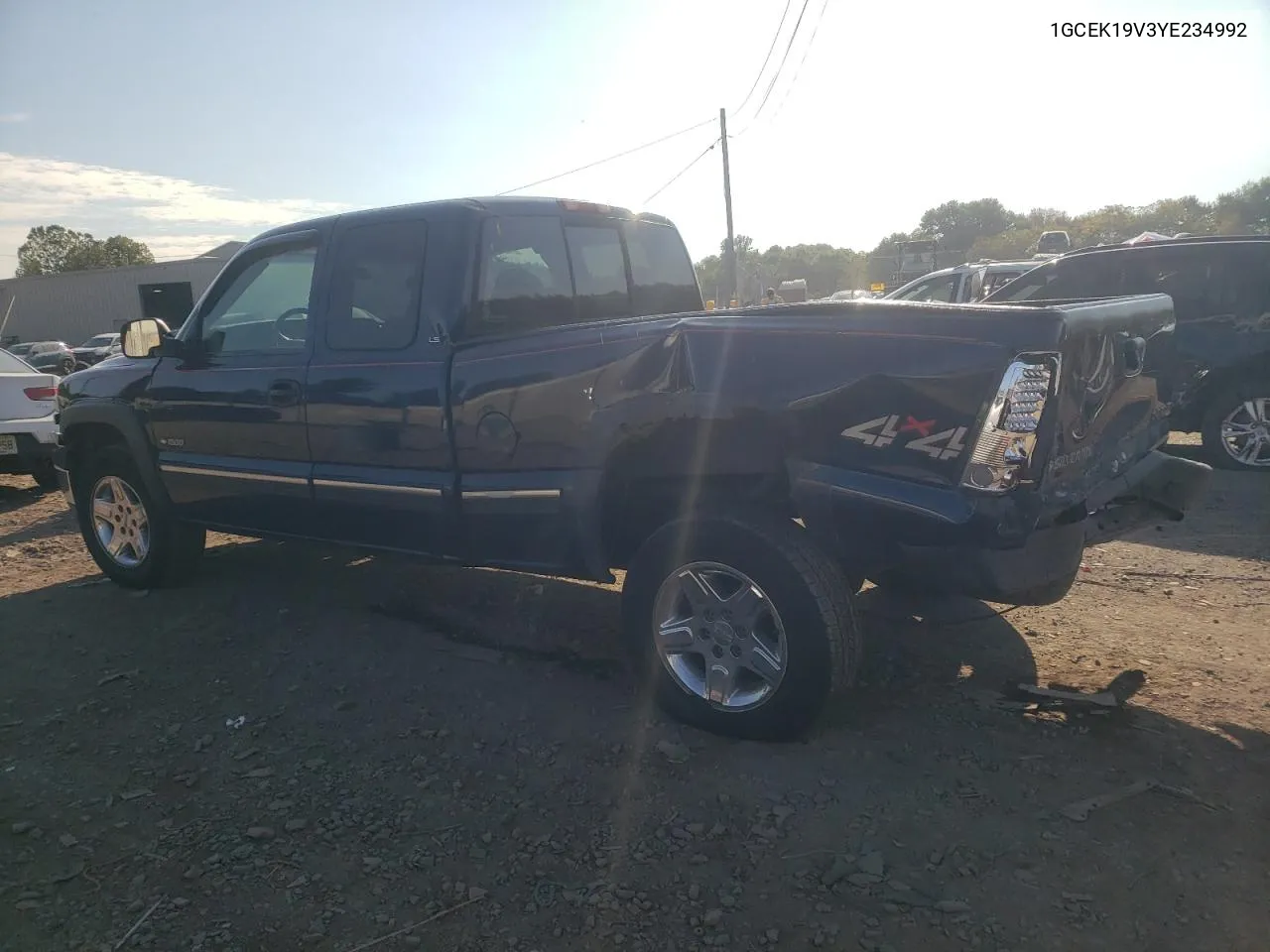 2000 Chevrolet Silverado K1500 VIN: 1GCEK19V3YE234992 Lot: 72350204