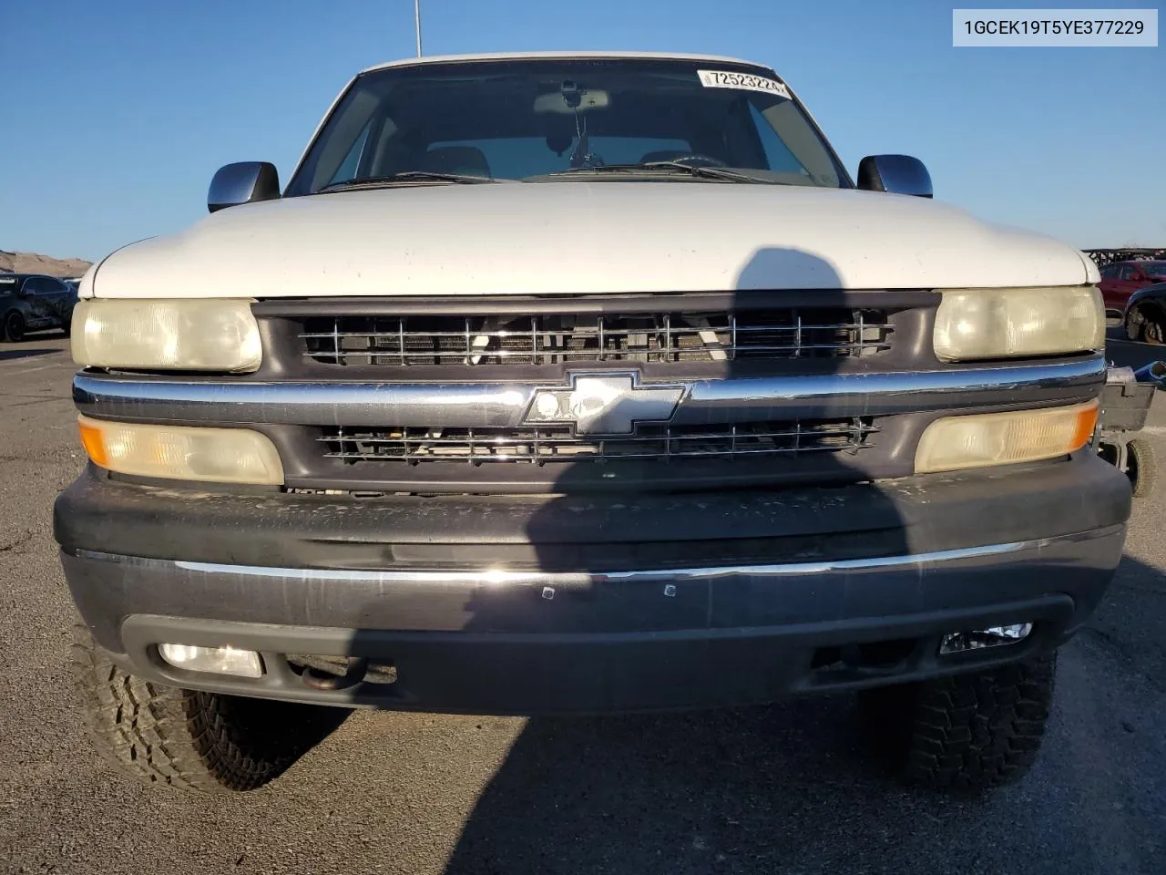 2000 Chevrolet Silverado K1500 VIN: 1GCEK19T5YE377229 Lot: 72523224