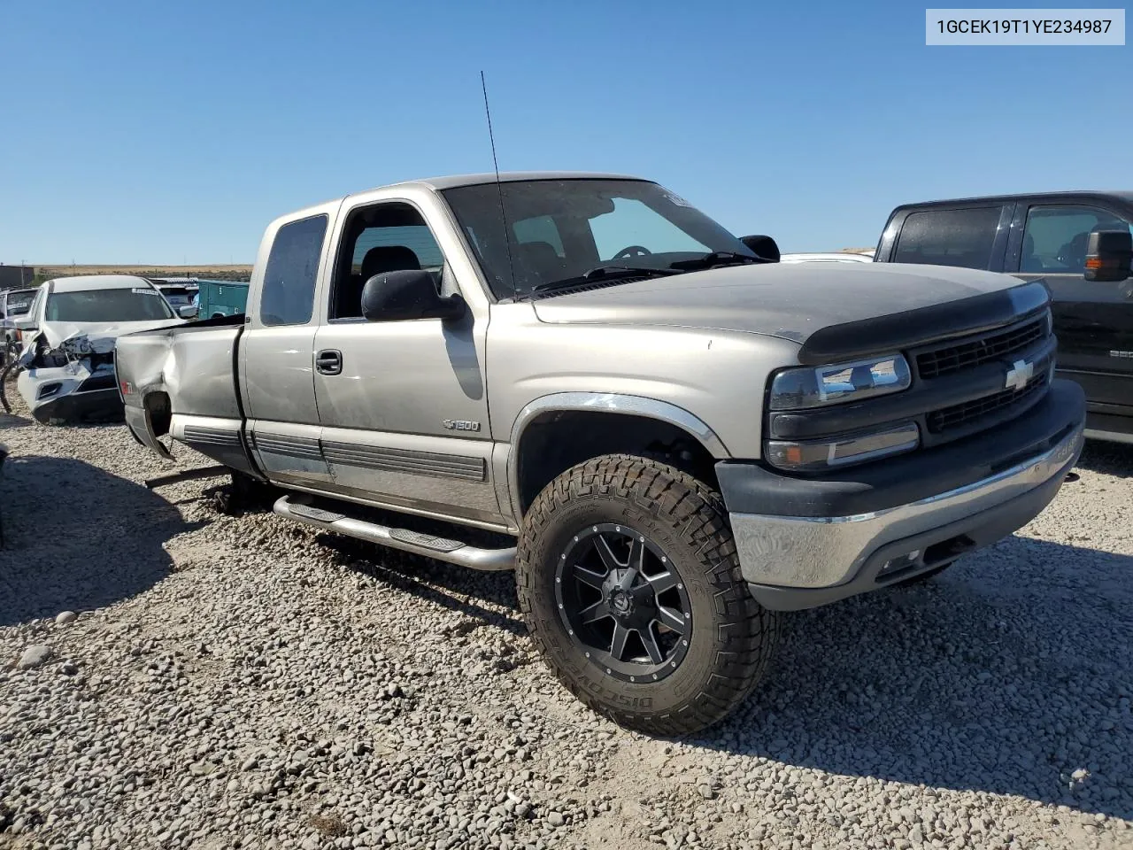 2000 Chevrolet Silverado K1500 VIN: 1GCEK19T1YE234987 Lot: 72914504