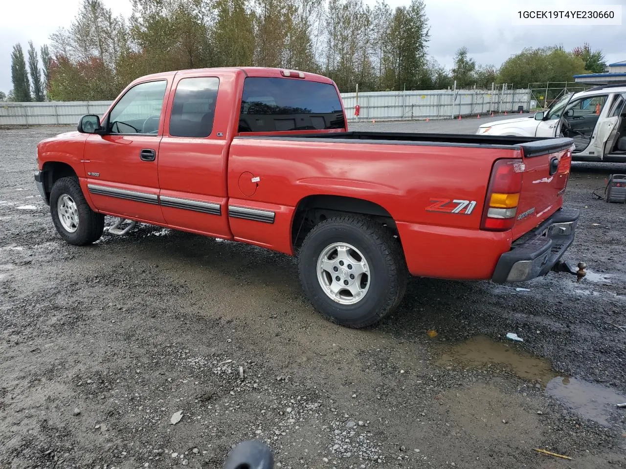 2000 Chevrolet Silverado K1500 VIN: 1GCEK19T4YE230660 Lot: 73372764