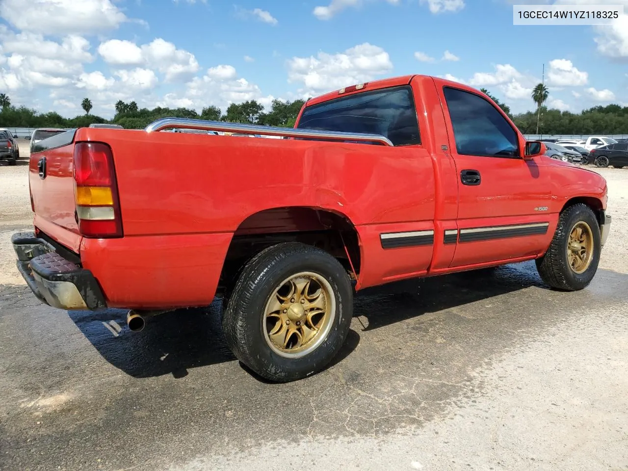 2000 Chevrolet Silverado C1500 VIN: 1GCEC14W1YZ118325 Lot: 73797544