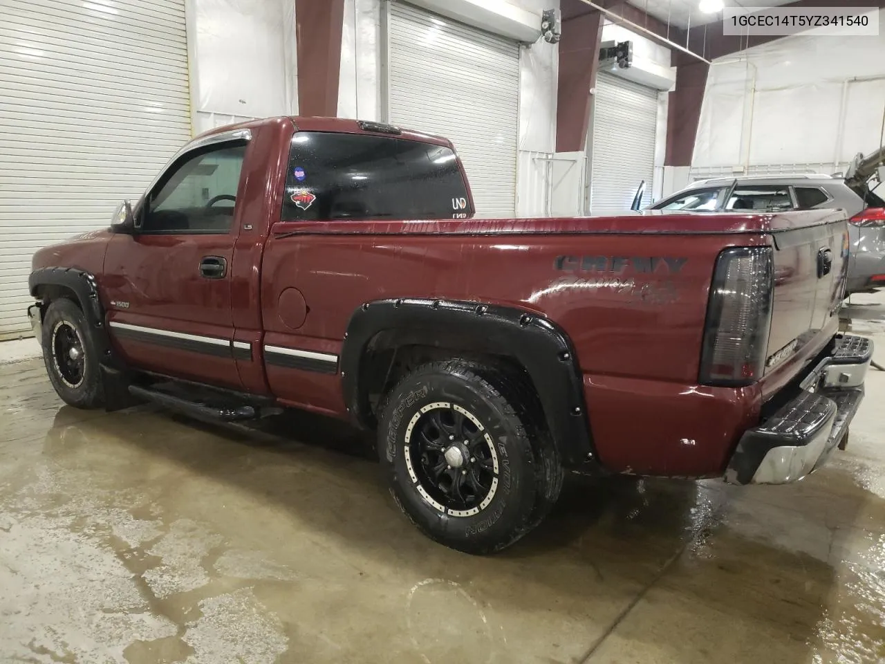 2000 Chevrolet Silverado C1500 VIN: 1GCEC14T5YZ341540 Lot: 73950274