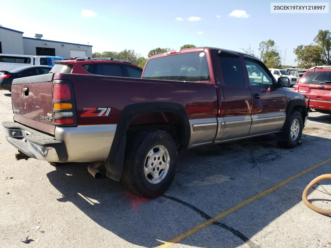 2000 Chevrolet Silverado K1500 VIN: 2GCEK19TXY1218997 Lot: 73974994