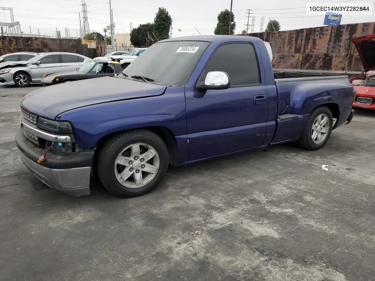 2000 Chevrolet Silverado C1500 VIN: 1GCEC14W3YZ282644 Lot: 75005224