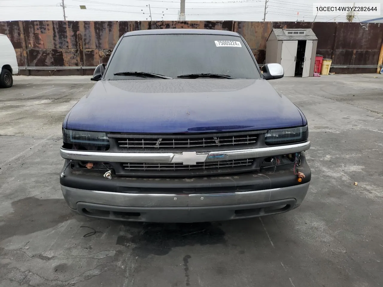 2000 Chevrolet Silverado C1500 VIN: 1GCEC14W3YZ282644 Lot: 75005224