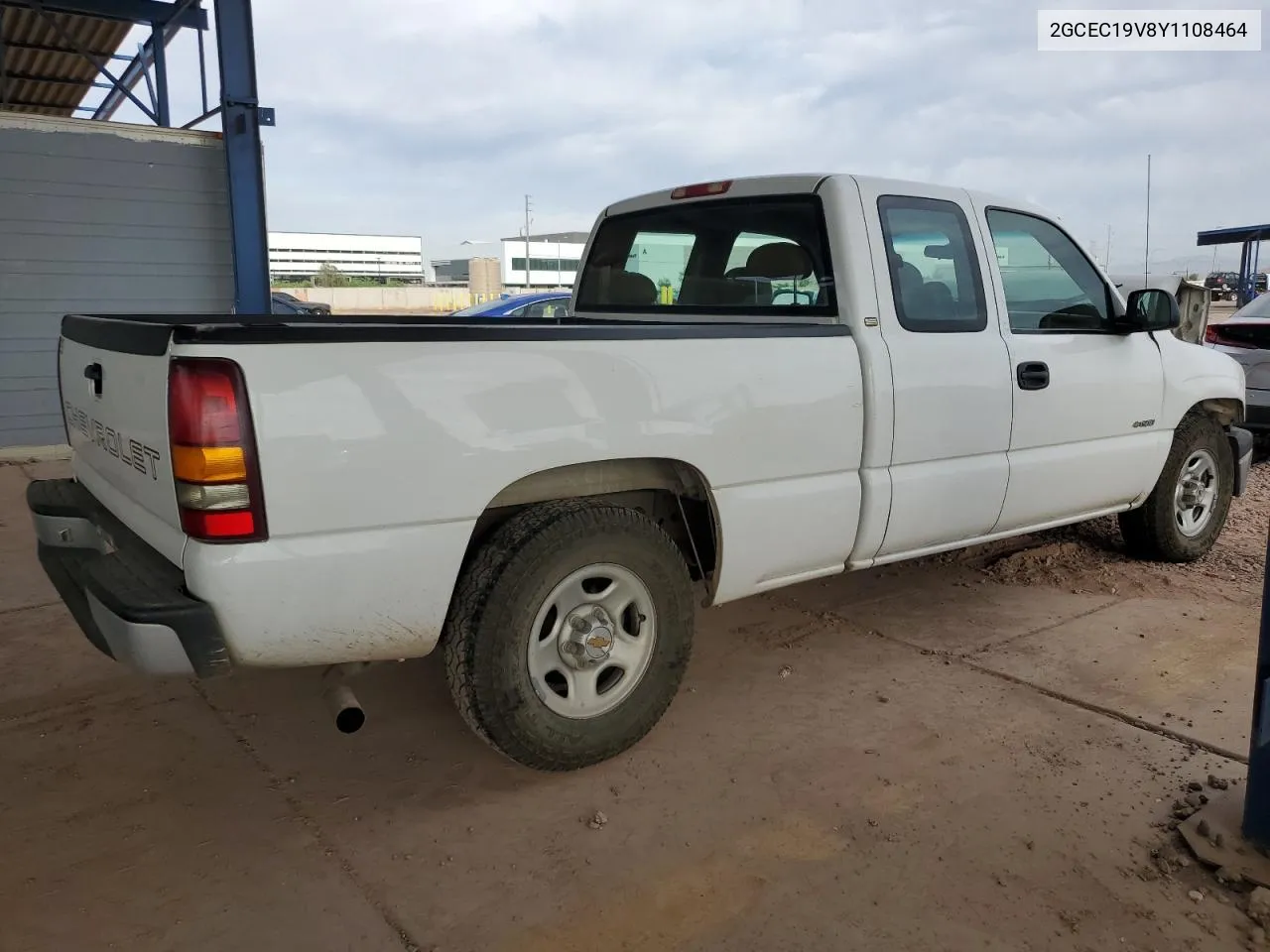 2000 Chevrolet Silverado C1500 VIN: 2GCEC19V8Y1108464 Lot: 75069654