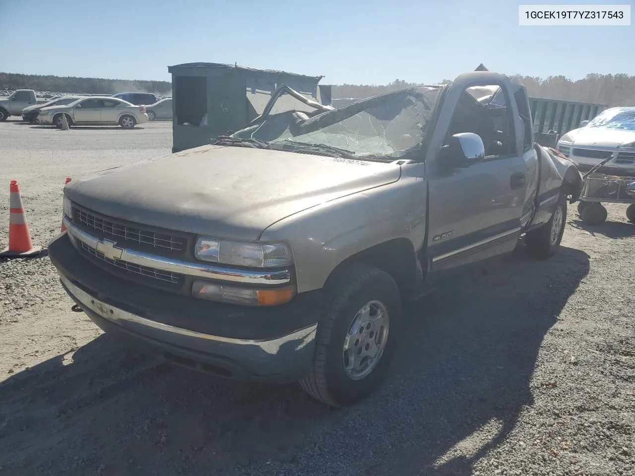 2000 Chevrolet Silverado K1500 VIN: 1GCEK19T7YZ317543 Lot: 76979774