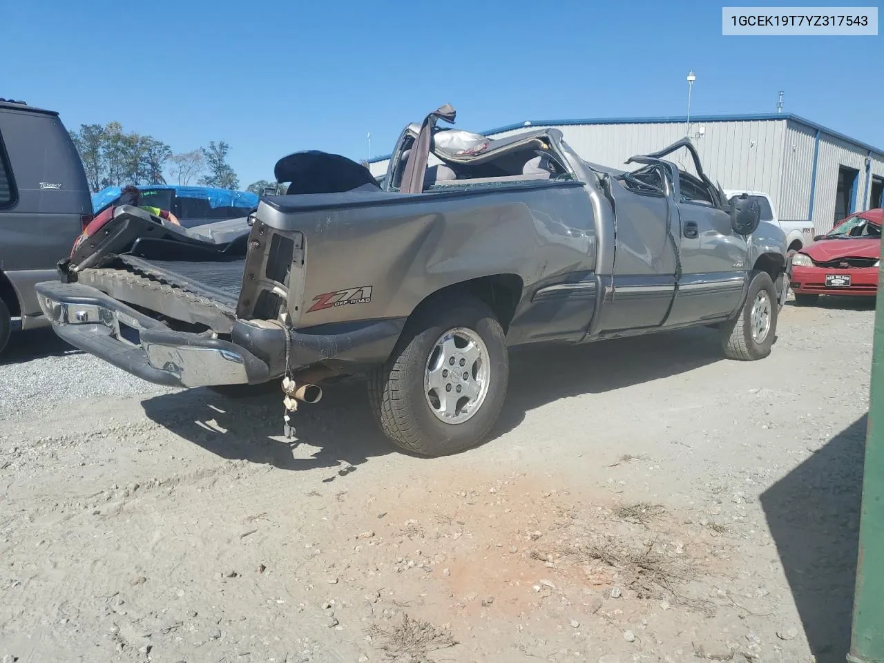 2000 Chevrolet Silverado K1500 VIN: 1GCEK19T7YZ317543 Lot: 76979774