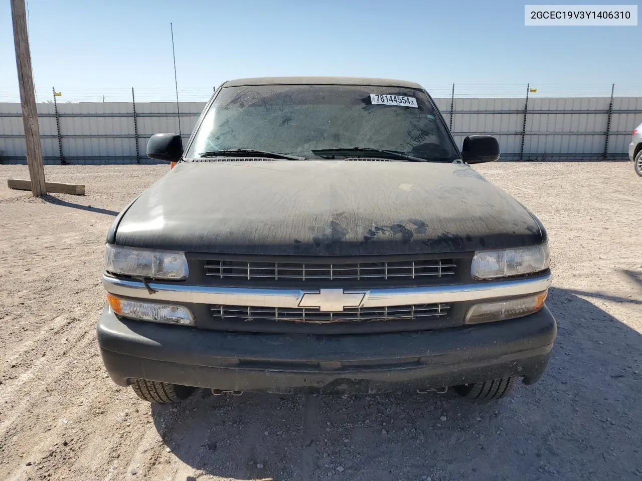 2000 Chevrolet Silverado C1500 VIN: 2GCEC19V3Y1406310 Lot: 78144554