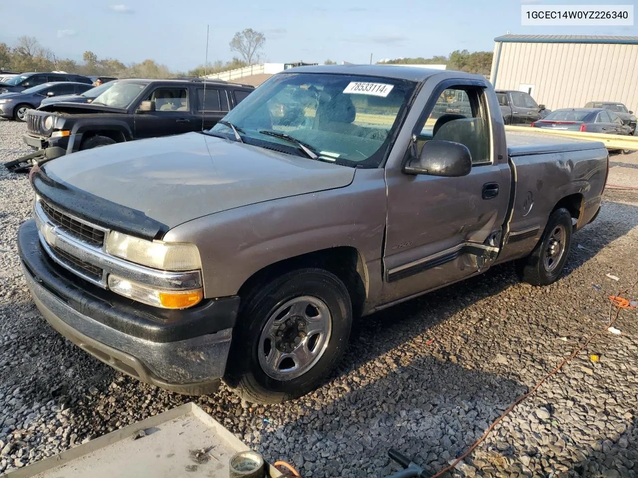 2000 Chevrolet Silverado C1500 VIN: 1GCEC14W0YZ226340 Lot: 78533114