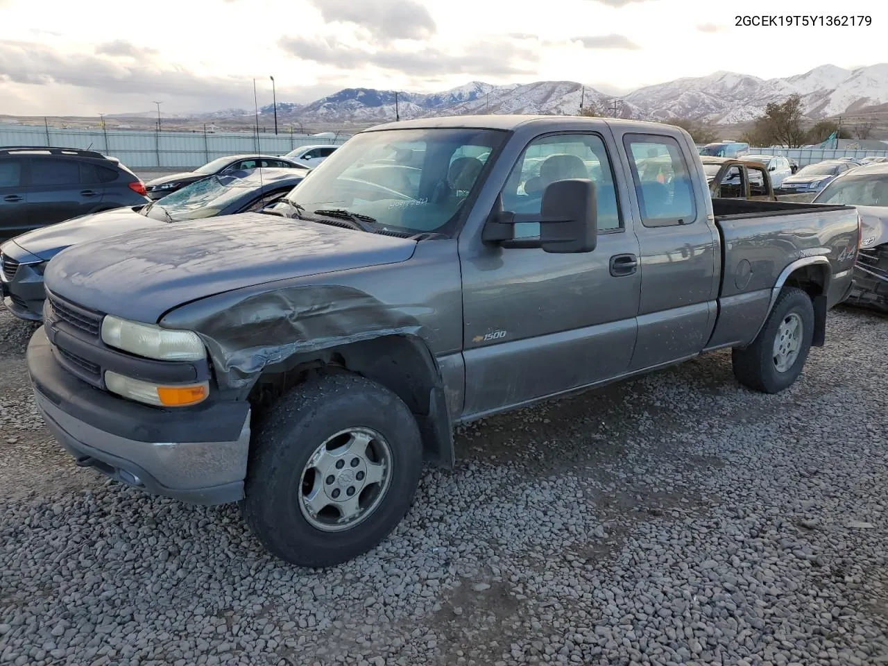 2000 Chevrolet Silverado K1500 VIN: 2GCEK19T5Y1362179 Lot: 80913784