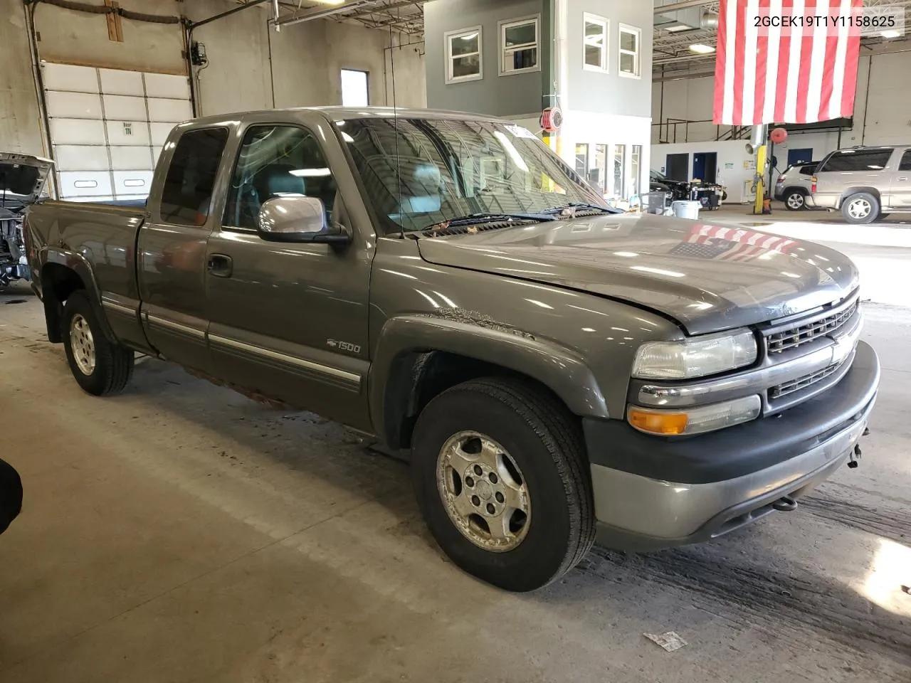 2000 Chevrolet Silverado K1500 VIN: 2GCEK19T1Y1158625 Lot: 81115064