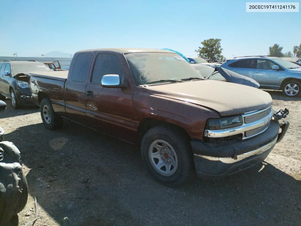 2001 Chevrolet Silverado C1500 VIN: 2GCEC19T411241176 Lot: 65399684