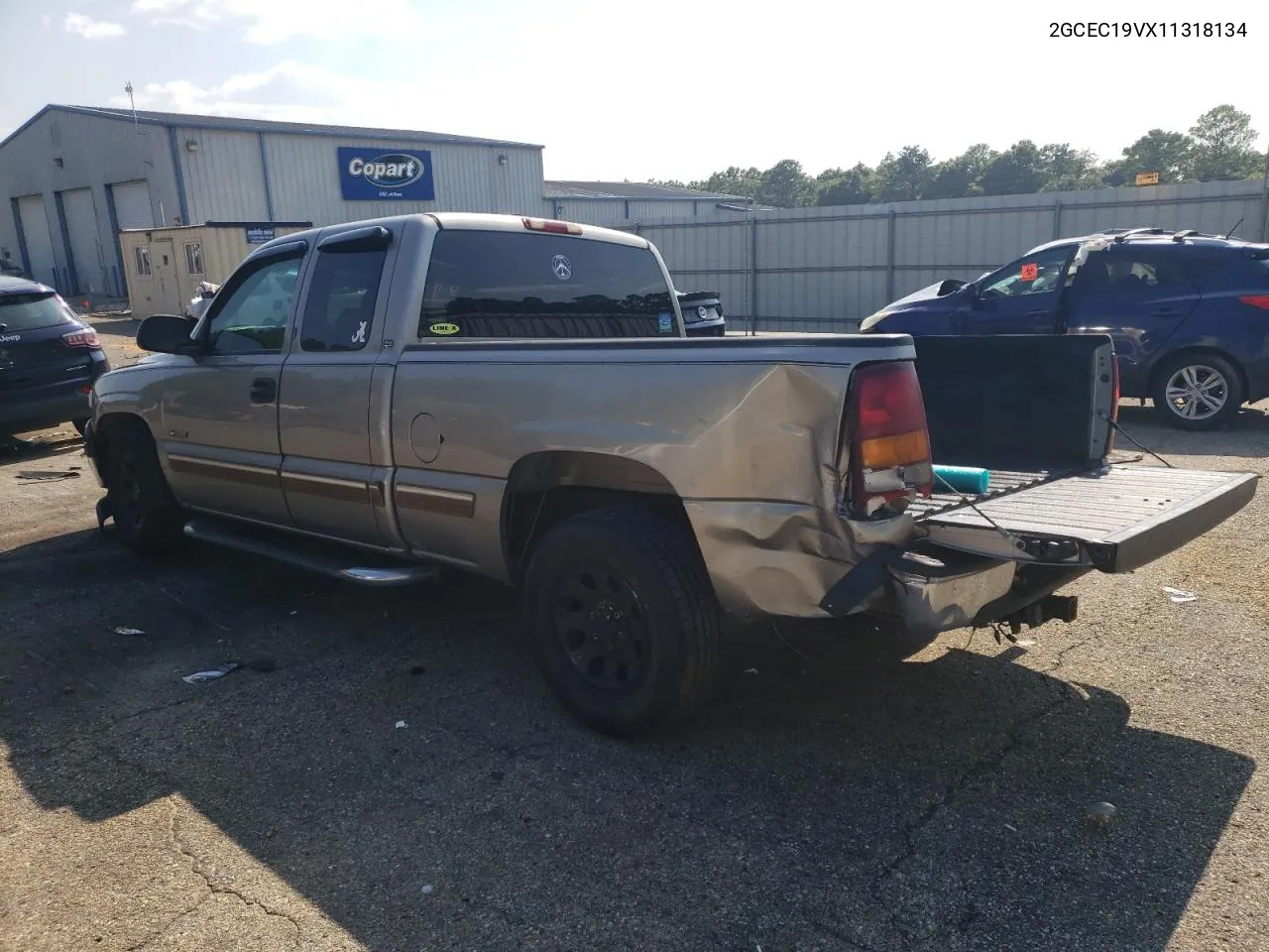 2001 Chevrolet Silverado C1500 VIN: 2GCEC19VX11318134 Lot: 68266844