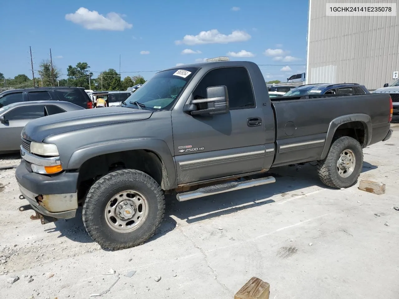 2001 Chevrolet Silverado K2500 Heavy Duty VIN: 1GCHK24141E235078 Lot: 69609054