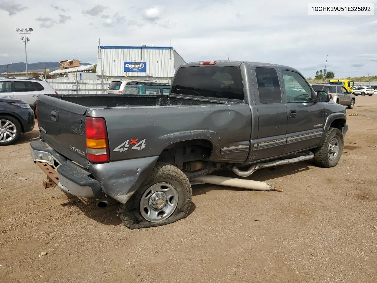 2001 Chevrolet Silverado K2500 Heavy Duty VIN: 1GCHK29U51E325892 Lot: 71751264