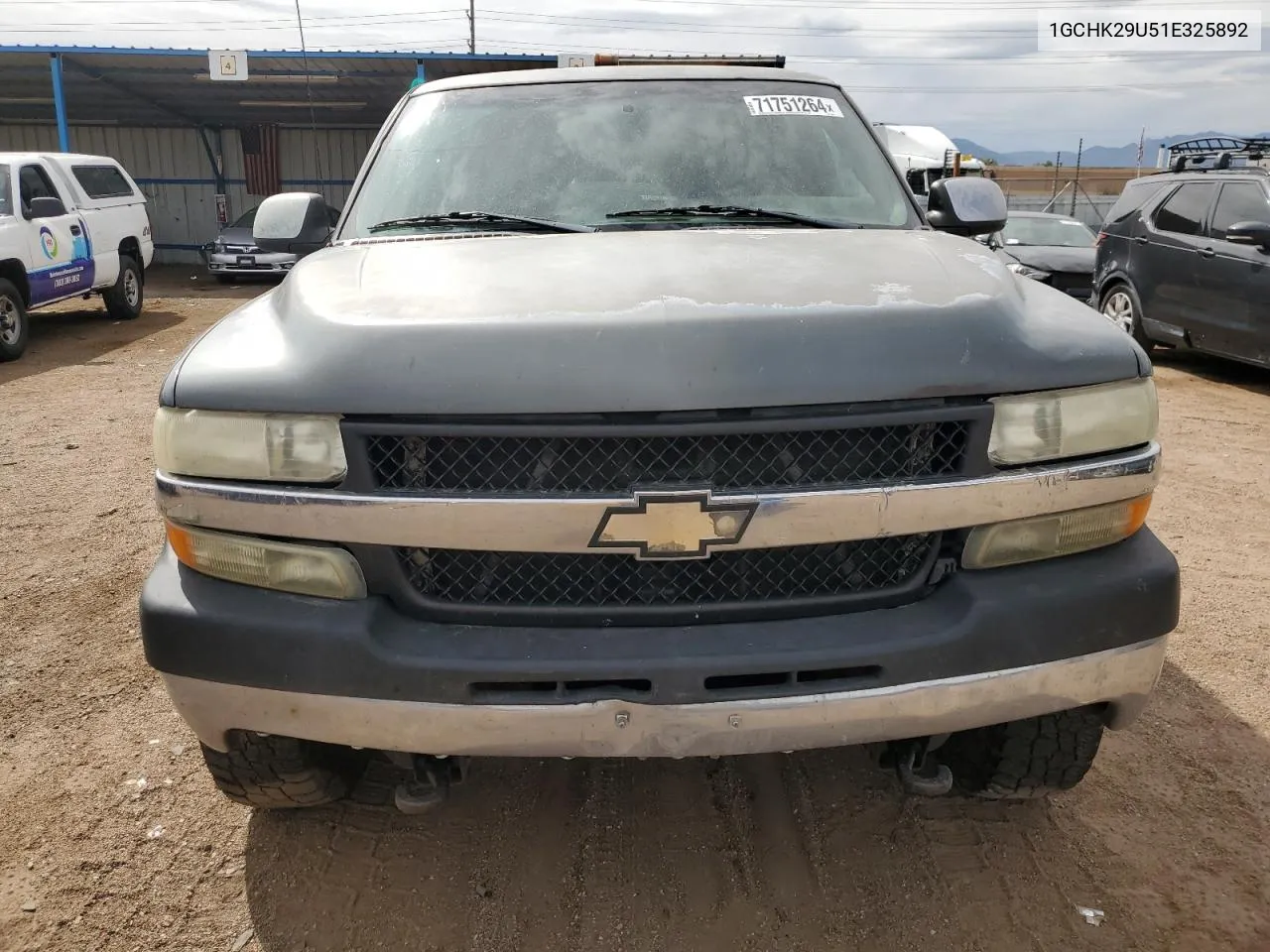 2001 Chevrolet Silverado K2500 Heavy Duty VIN: 1GCHK29U51E325892 Lot: 71751264