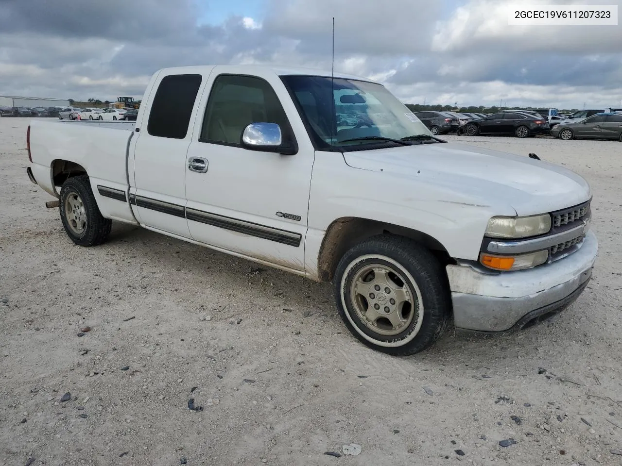 2001 Chevrolet Silverado C1500 VIN: 2GCEC19V611207323 Lot: 72380764