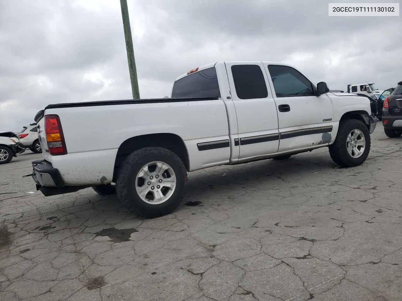 2001 Chevrolet Silverado C1500 VIN: 2GCEC19T111130102 Lot: 72910584