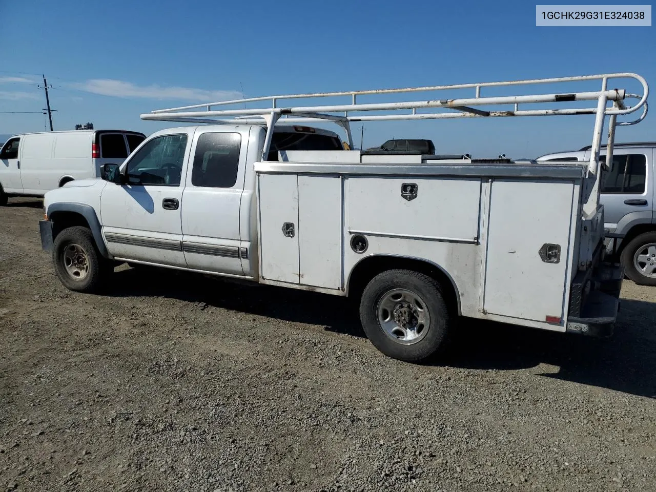 2001 Chevrolet Silverado K2500 Heavy Duty VIN: 1GCHK29G31E324038 Lot: 72982504