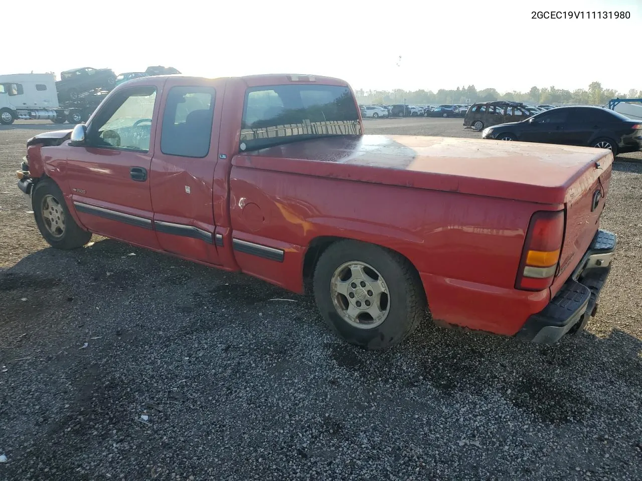 2001 Chevrolet Silverado C1500 VIN: 2GCEC19V111131980 Lot: 73397594