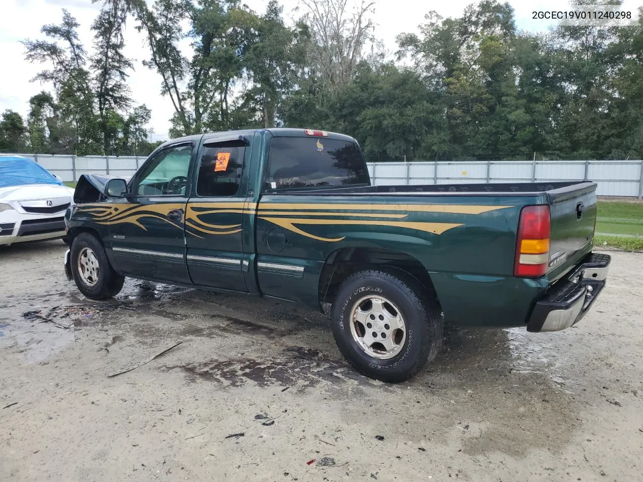 2001 Chevrolet Silverado C1500 VIN: 2GCEC19V011240298 Lot: 73470254