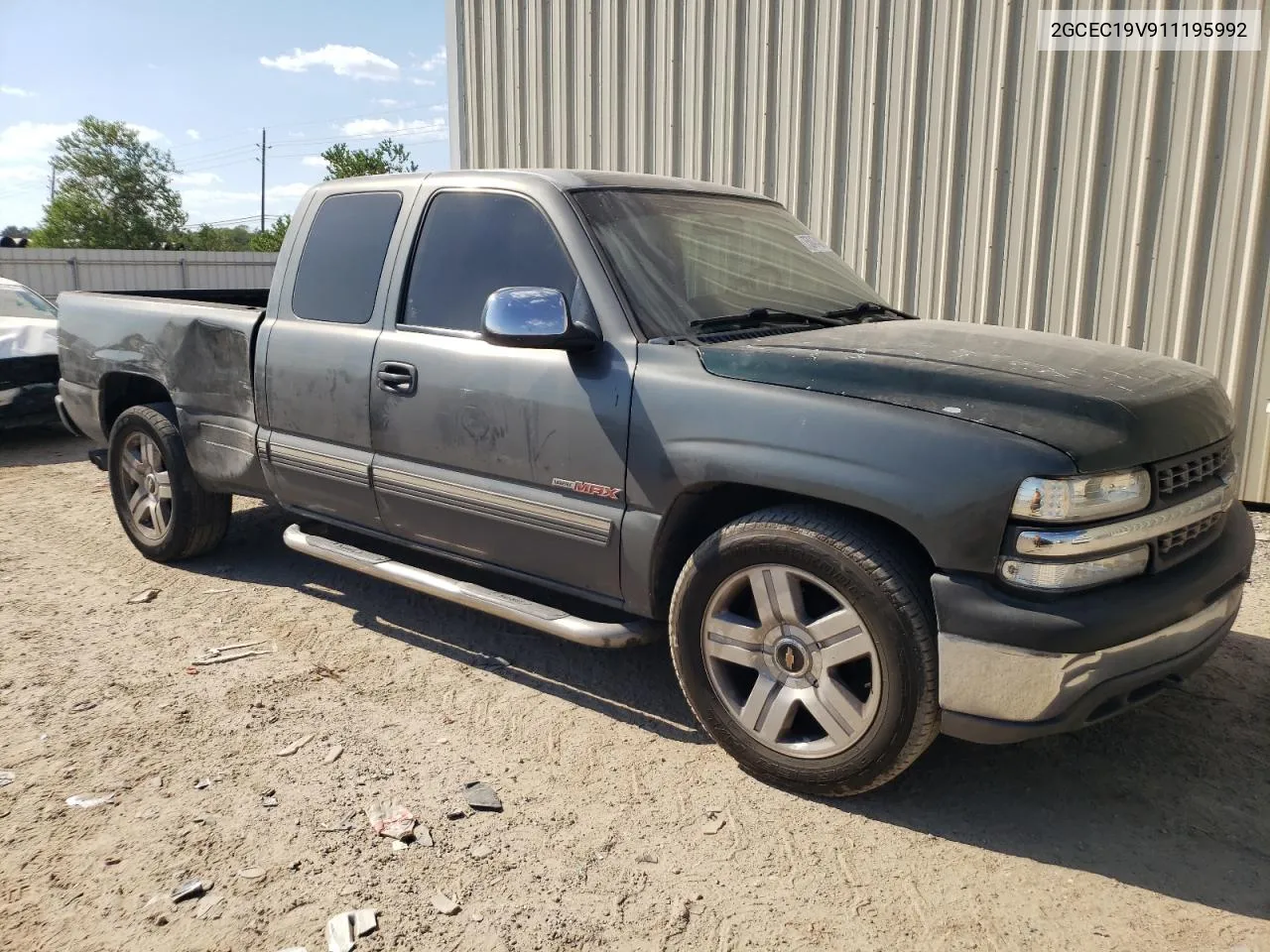 2001 Chevrolet Silverado C1500 VIN: 2GCEC19V911195992 Lot: 75047424