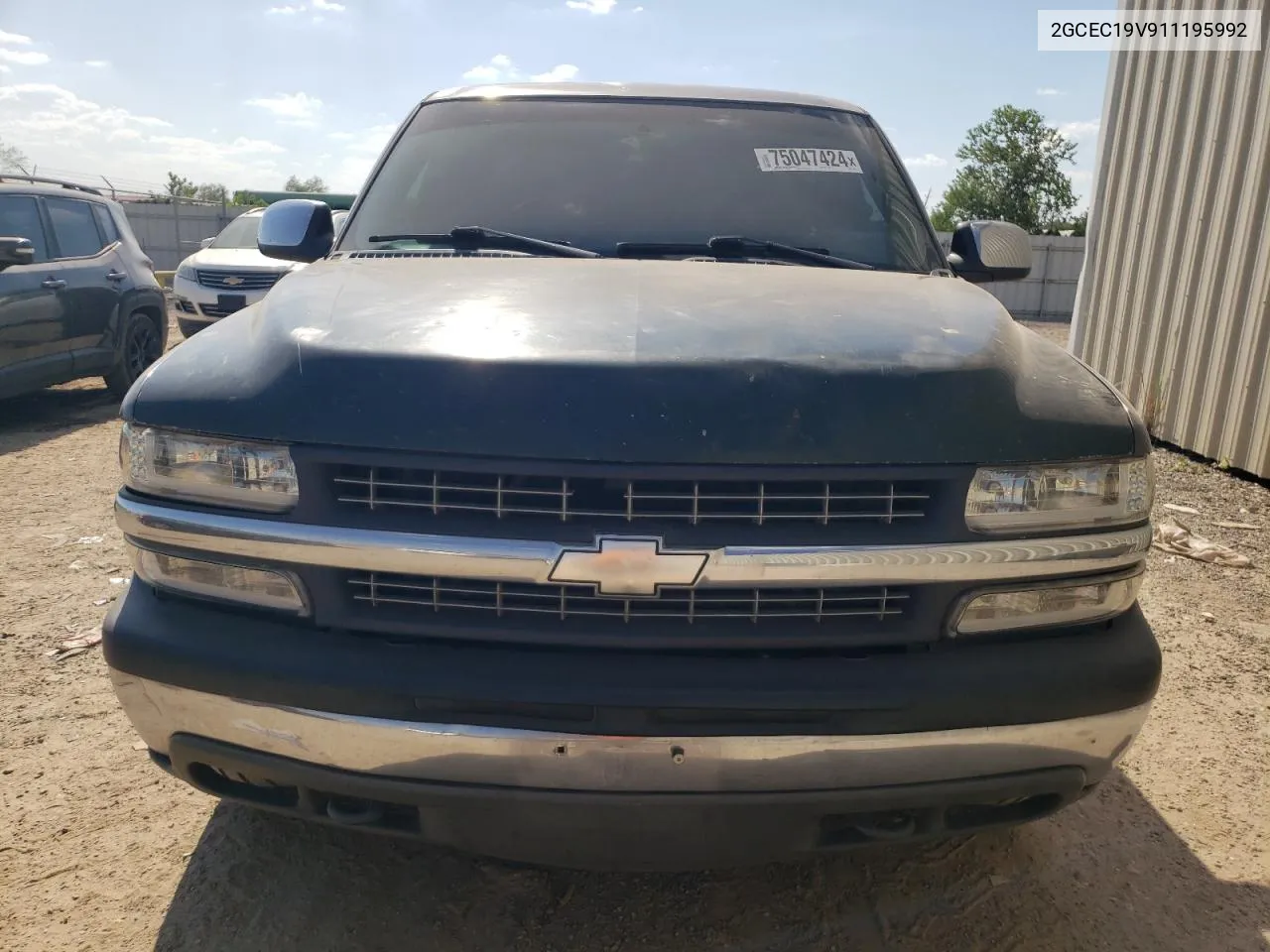 2001 Chevrolet Silverado C1500 VIN: 2GCEC19V911195992 Lot: 75047424