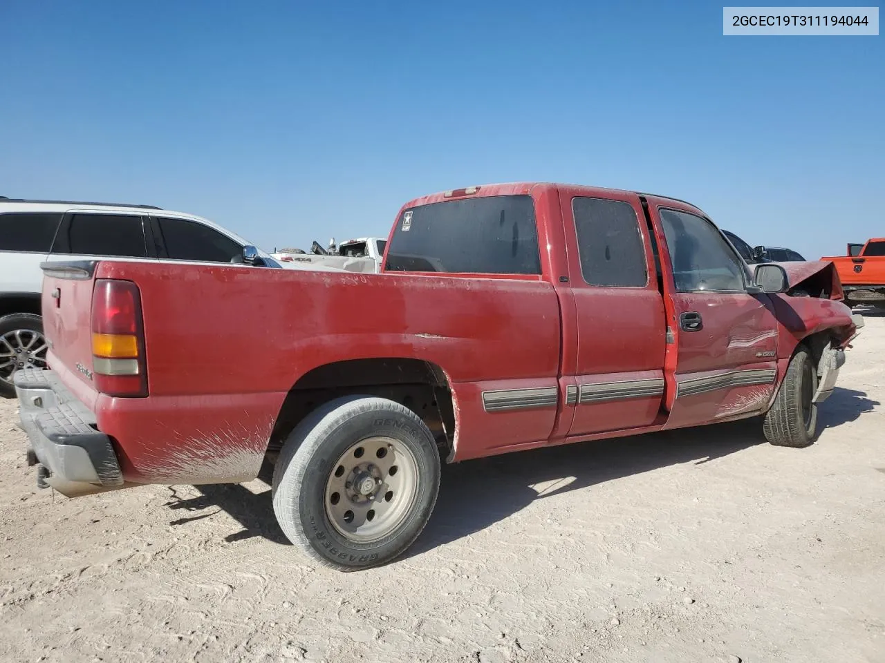 2001 Chevrolet Silverado C1500 VIN: 2GCEC19T311194044 Lot: 75493904