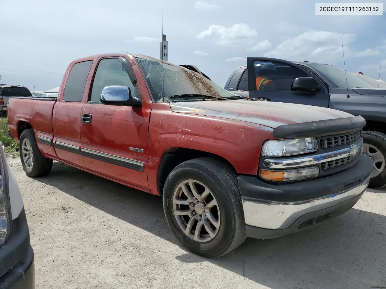 2001 Chevrolet Silverado C1500 VIN: 2GCEC19T111263152 Lot: 76393534