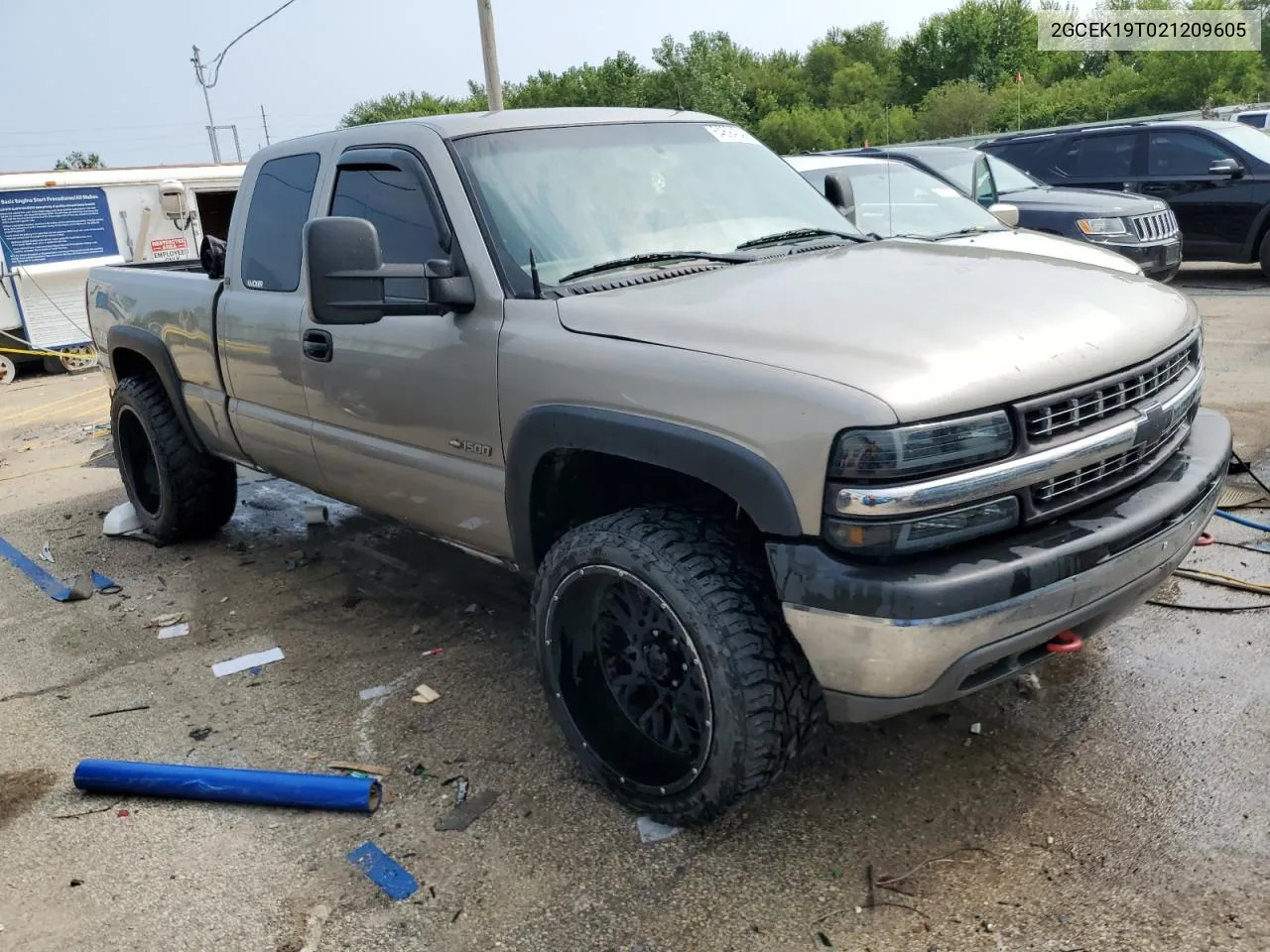 2002 Chevrolet Silverado K1500 VIN: 2GCEK19T021209605 Lot: 64694344