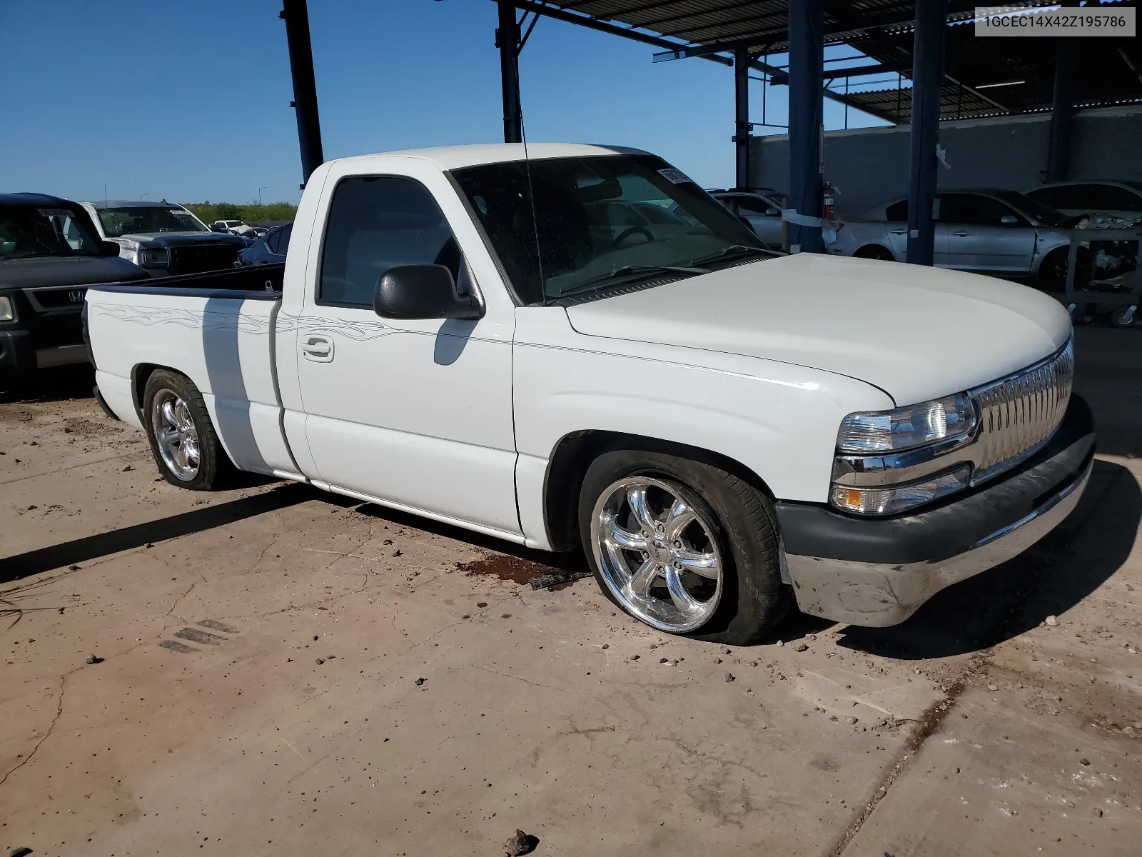 2002 Chevrolet Silverado C1500 VIN: 1GCEC14X42Z195786 Lot: 66813284