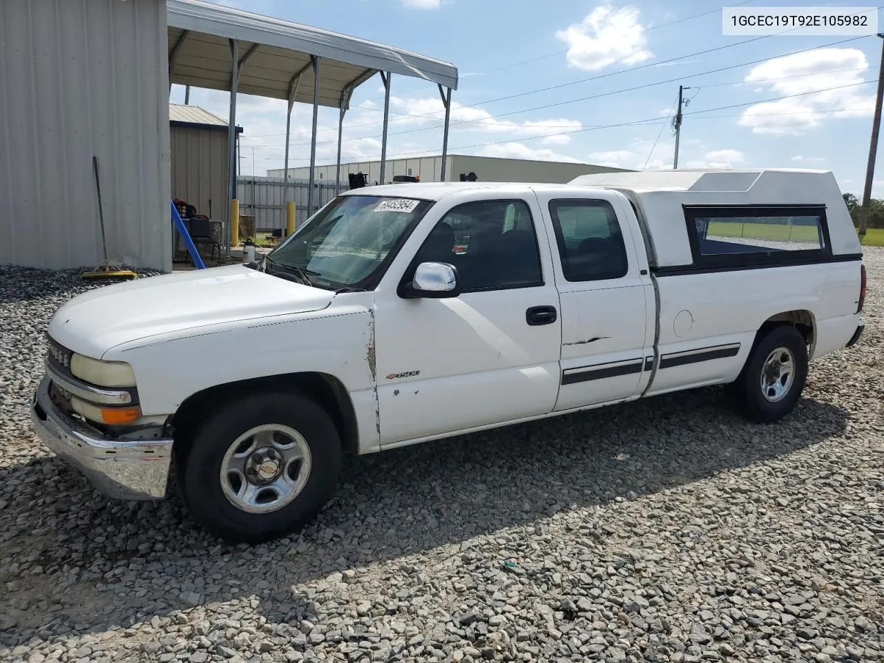 2002 Chevrolet Silverado C1500 VIN: 1GCEC19T92E105982 Lot: 68452954