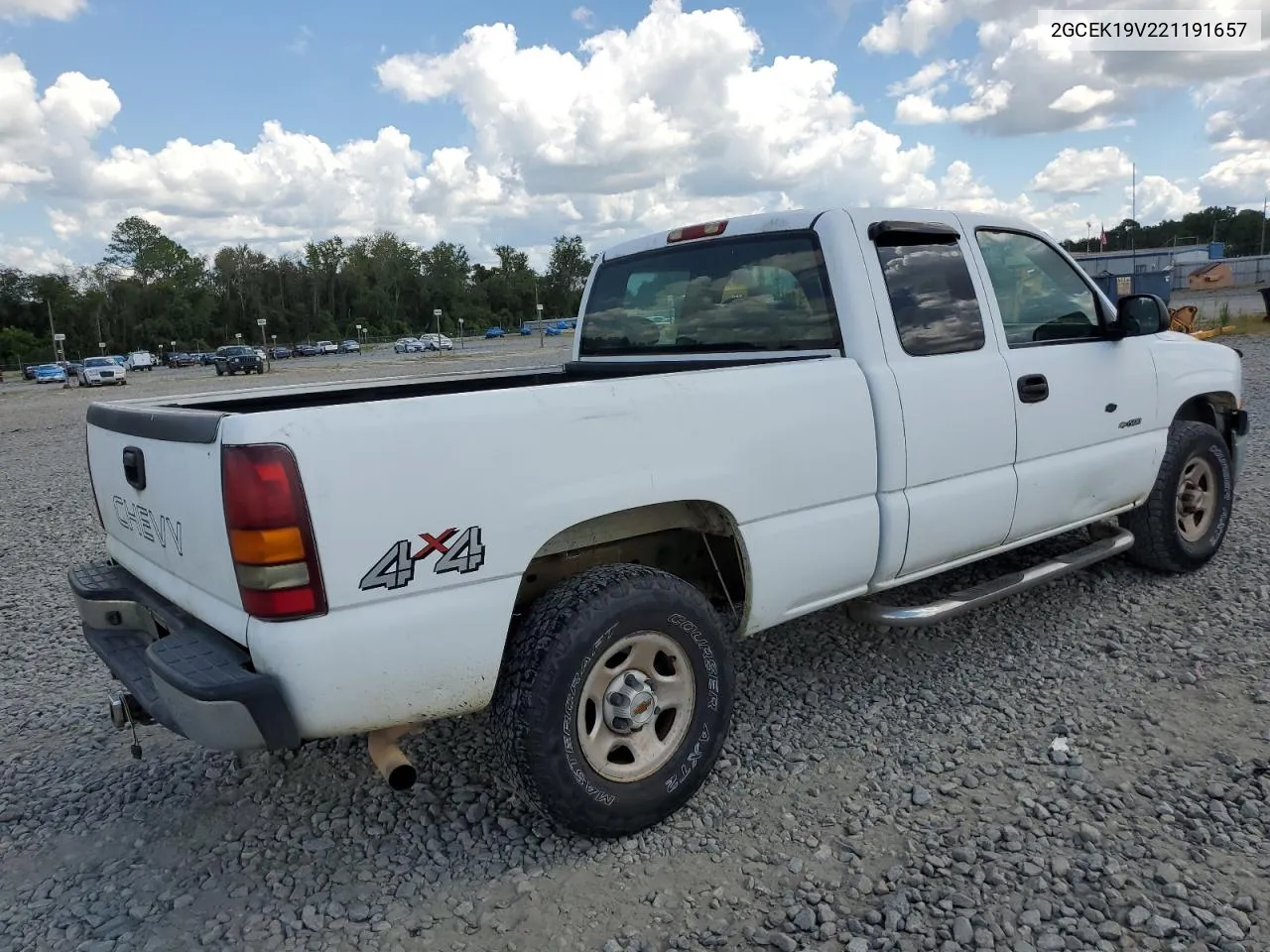 2002 Chevrolet Silverado K1500 VIN: 2GCEK19V221191657 Lot: 69703294