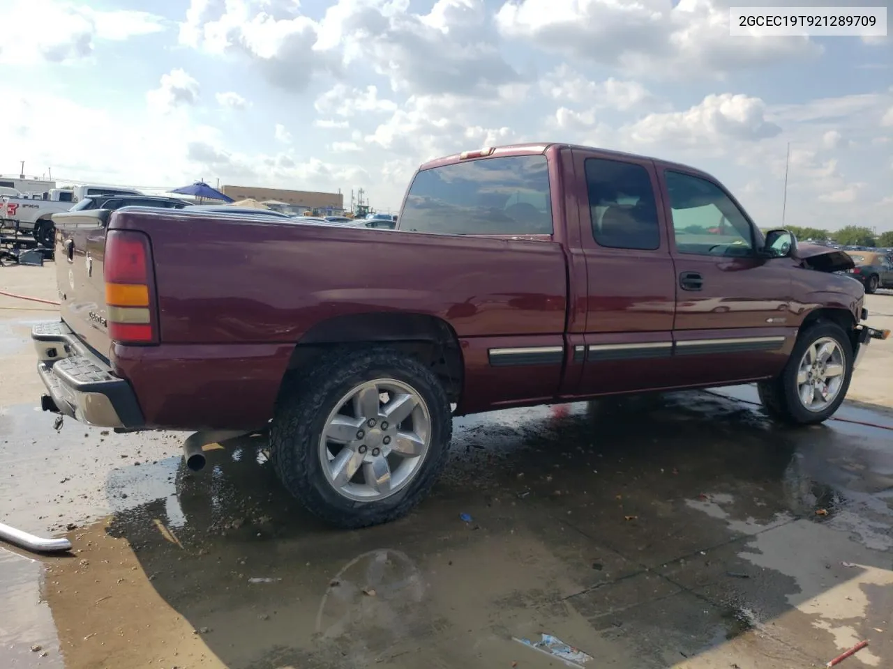 2002 Chevrolet Silverado C1500 VIN: 2GCEC19T921289709 Lot: 70136394